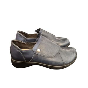 Naot Lagoon navy loafer Soft Leather Comfort Slip On Shoes